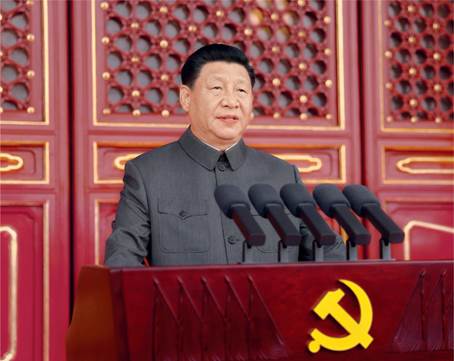 2021年7月1日，庆祝中国共产党成立100周年大会在北京天安门广场隆重举行。中共中央总书记、国家主席、中央军委主席习近平发表重要讲话。 新华社记者 鞠鹏/摄